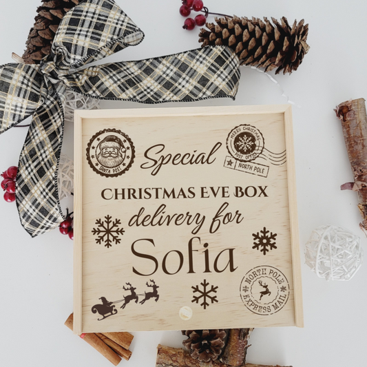 Engraved Xmas Eve Box - Bespoke Personalised Wooden Christmas Box for Children, Ready To Fill With Gifts - 1 Size - Santa And His Reindeers